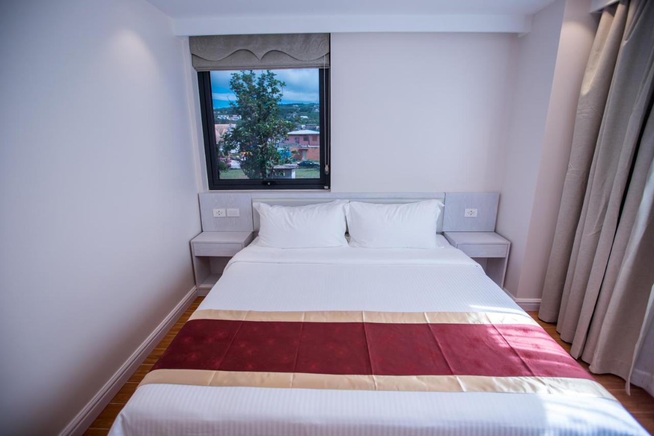 Hotel Americano การาปัน ภายนอก รูปภาพ